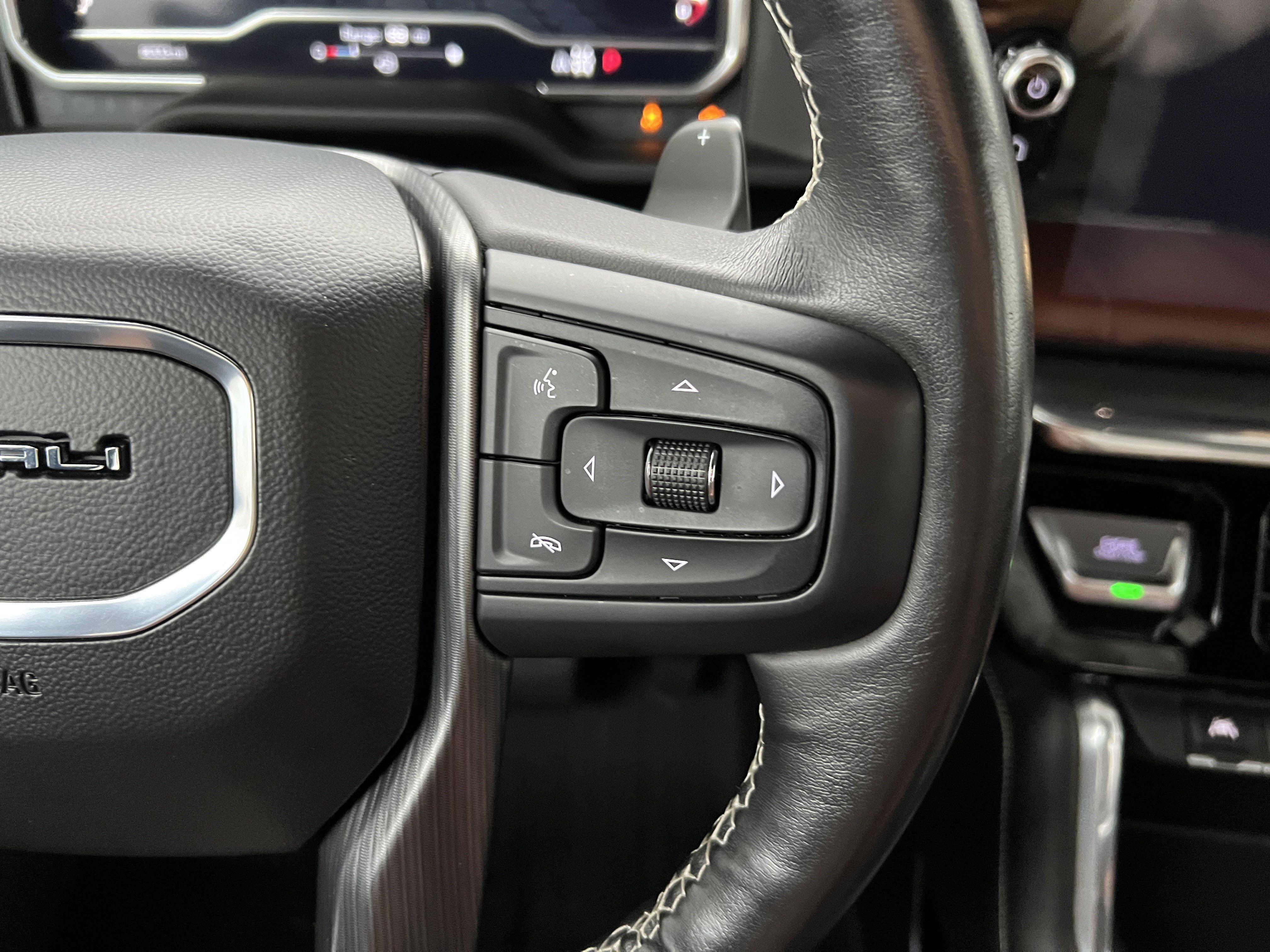 Used 2023 GMC Sierra 1500 Denali Ultimate image 27