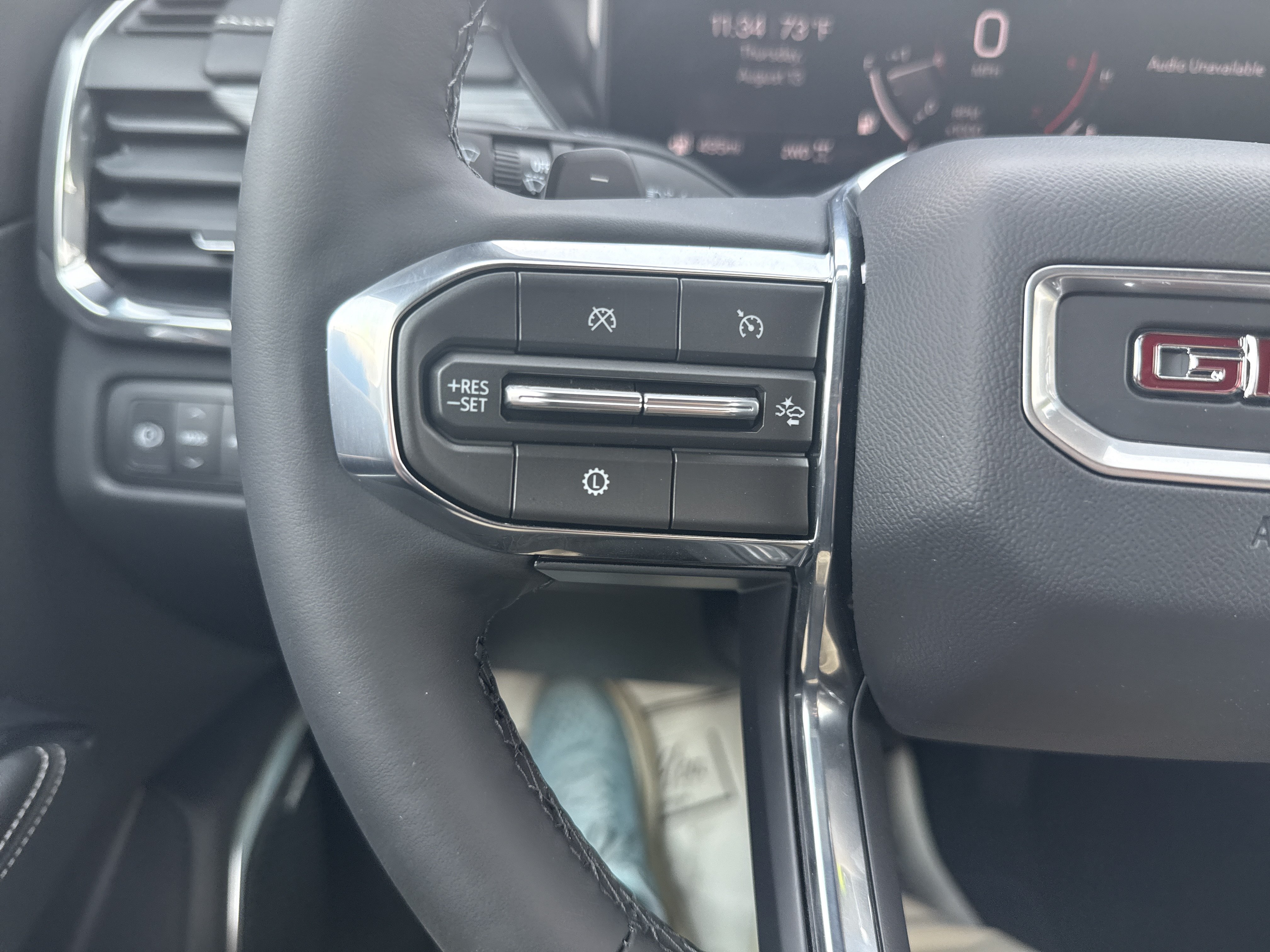 New 2027 GMC Acadia Elevation w/ Black Edition AWD/4WD image 18