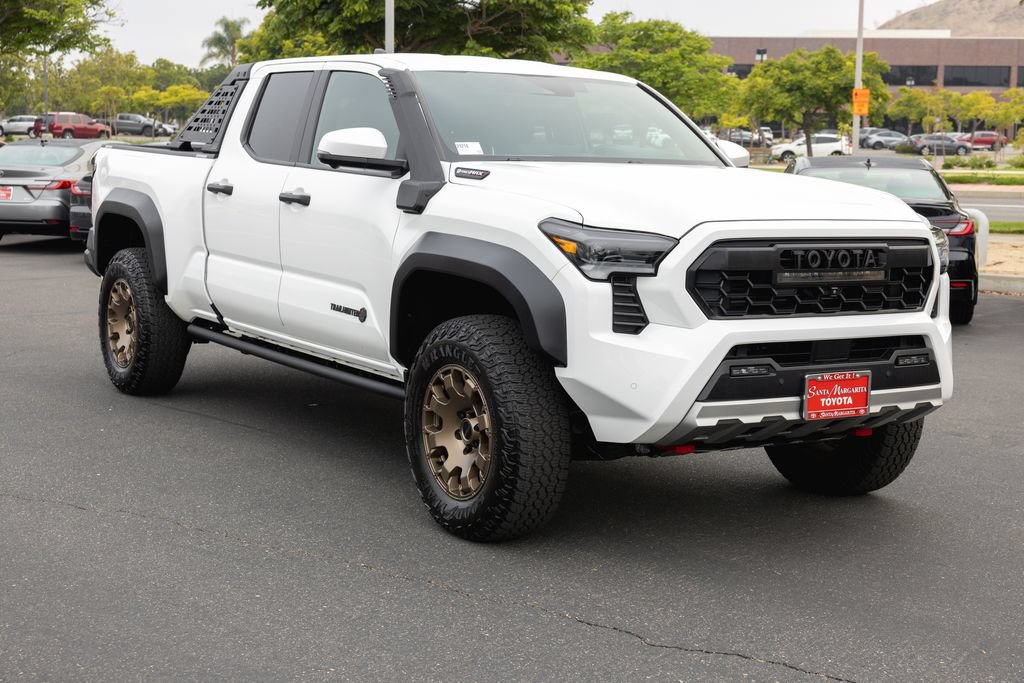Certified 2025 Toyota Tacoma 4x4 Double Cab Hybrid image 3