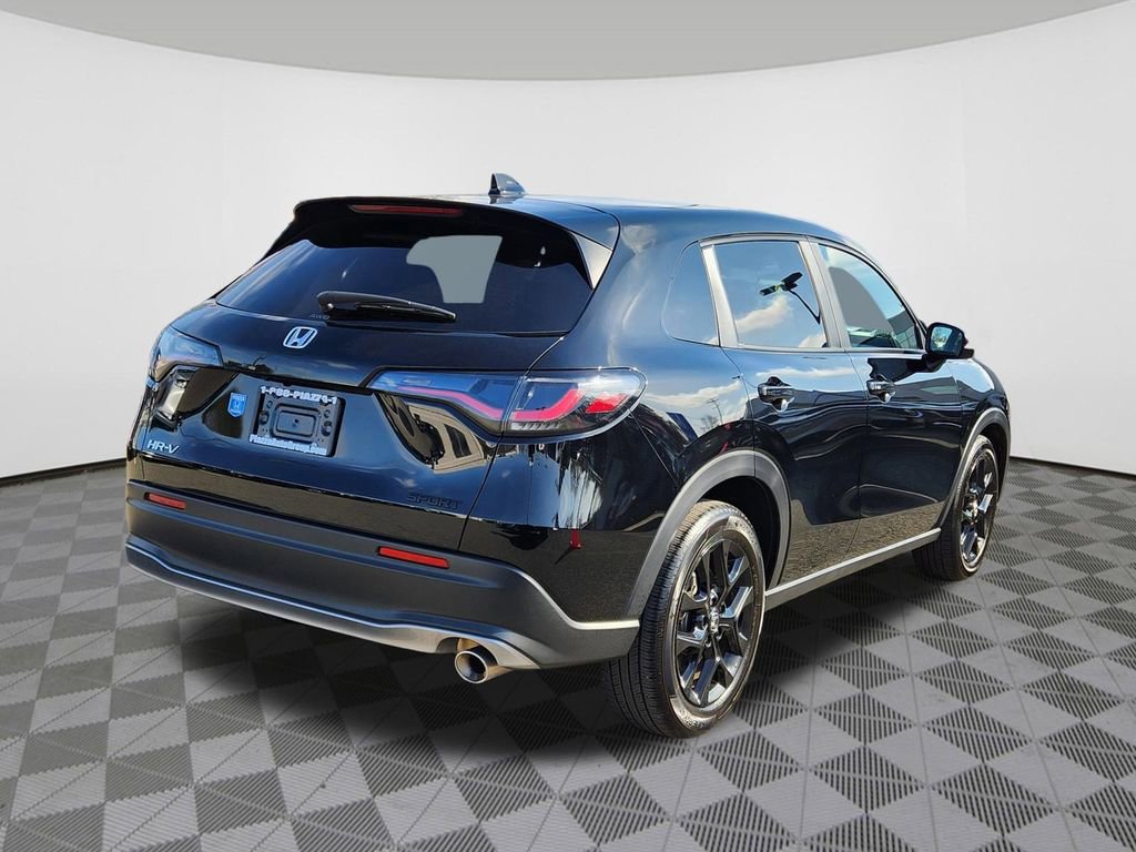 Certified 2025 Honda HR-V Sport image 4