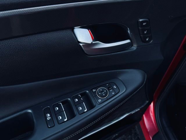 Used 2022 Hyundai Santa Fe Limited w/ Cargo Package image 13