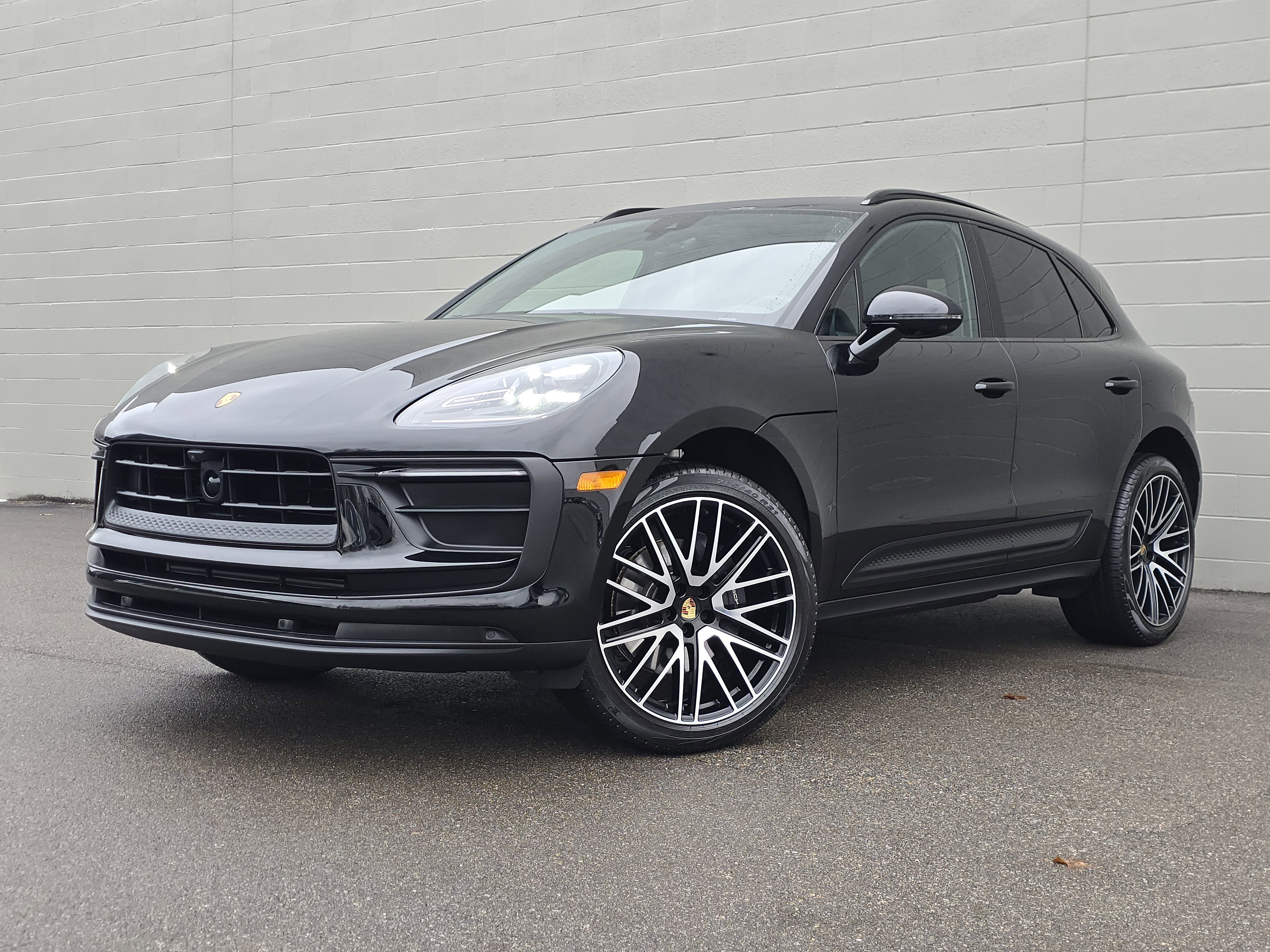 Certified 2025 Porsche Macan