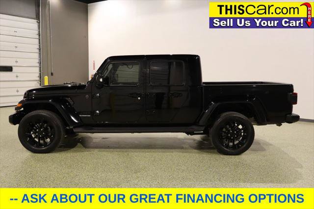 Used 2022 Jeep Gladiator Overland image 4