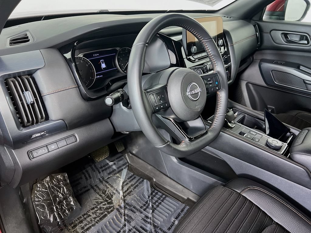 Used 2024 Nissan Pathfinder Rock Creek AWD/4WD image 8