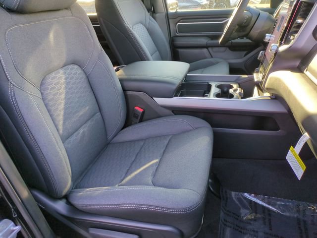 New 2026 RAM 1500 4x4 Crew Cab image 30
