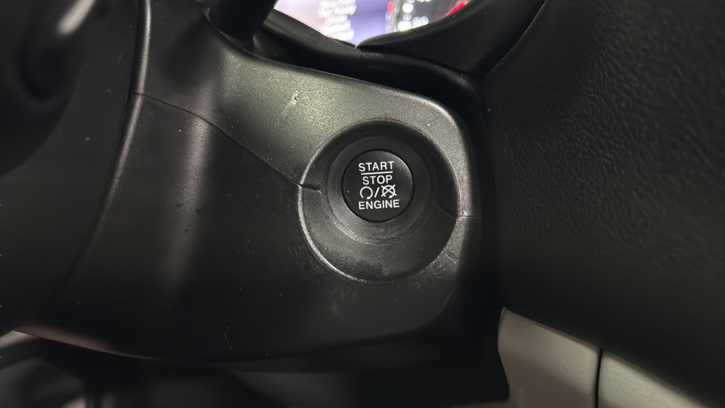 Used 2021 Jeep Renegade Limited w/ Sun & Sound Group image 24