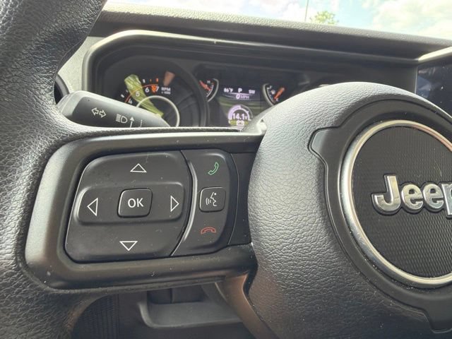 Used 2024 Jeep Gladiator Sport AWD/4WD image 24