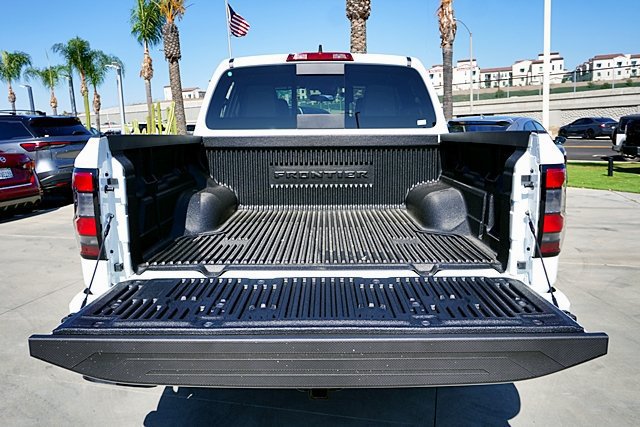 New 2027 Nissan Frontier SV w/ All-Weather Content Package AWD/4WD image 19