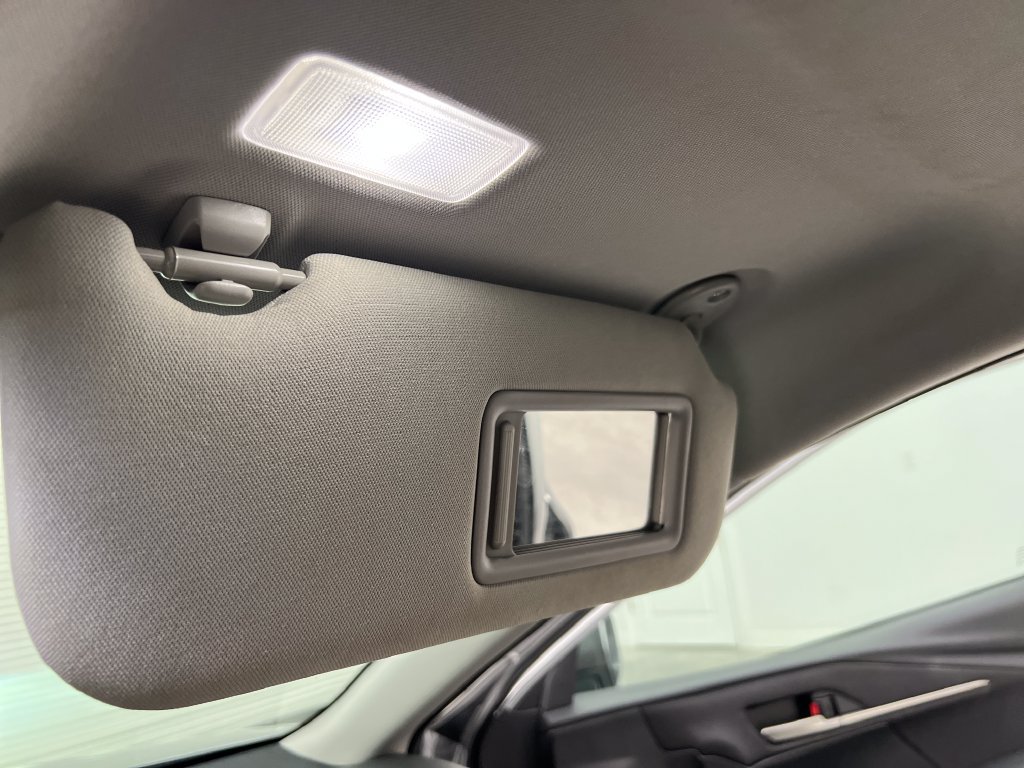 Used 2025 Toyota Camry LE FWD image 63