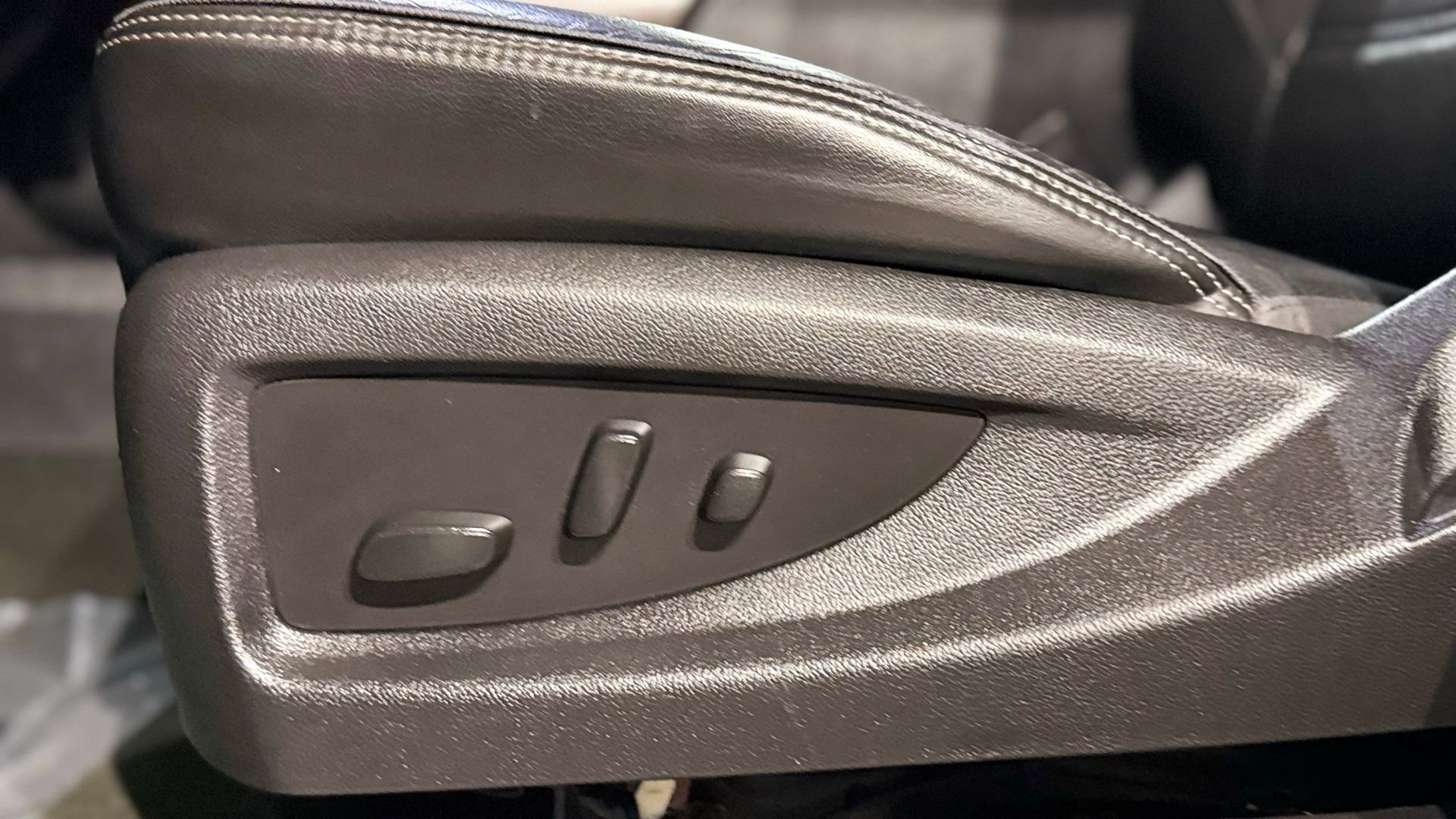 Used 2018 GMC Sierra 1500 Denali image 35