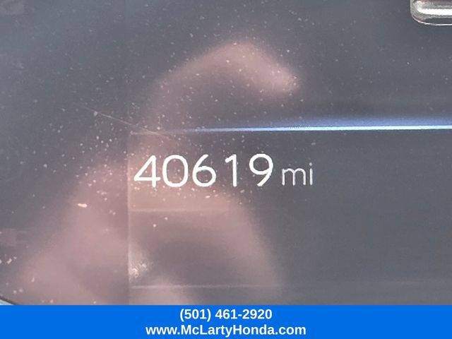 Used 2025 Toyota Prius XLE FWD image 28