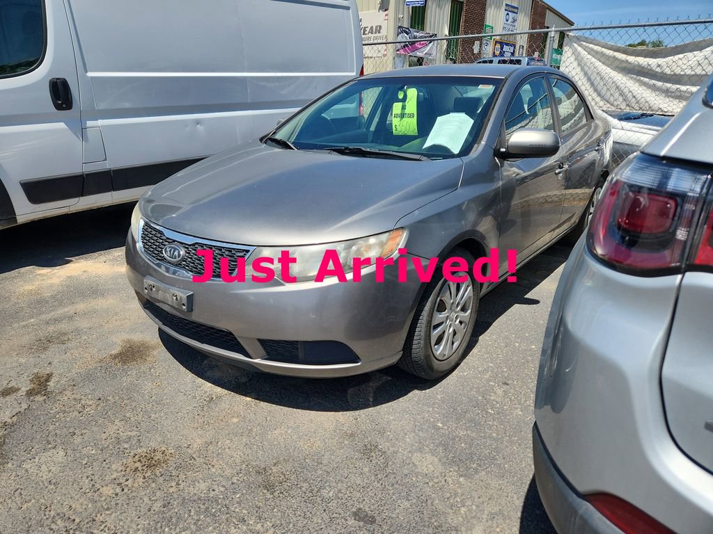 Used 2011 Kia Forte EX FWD image 3