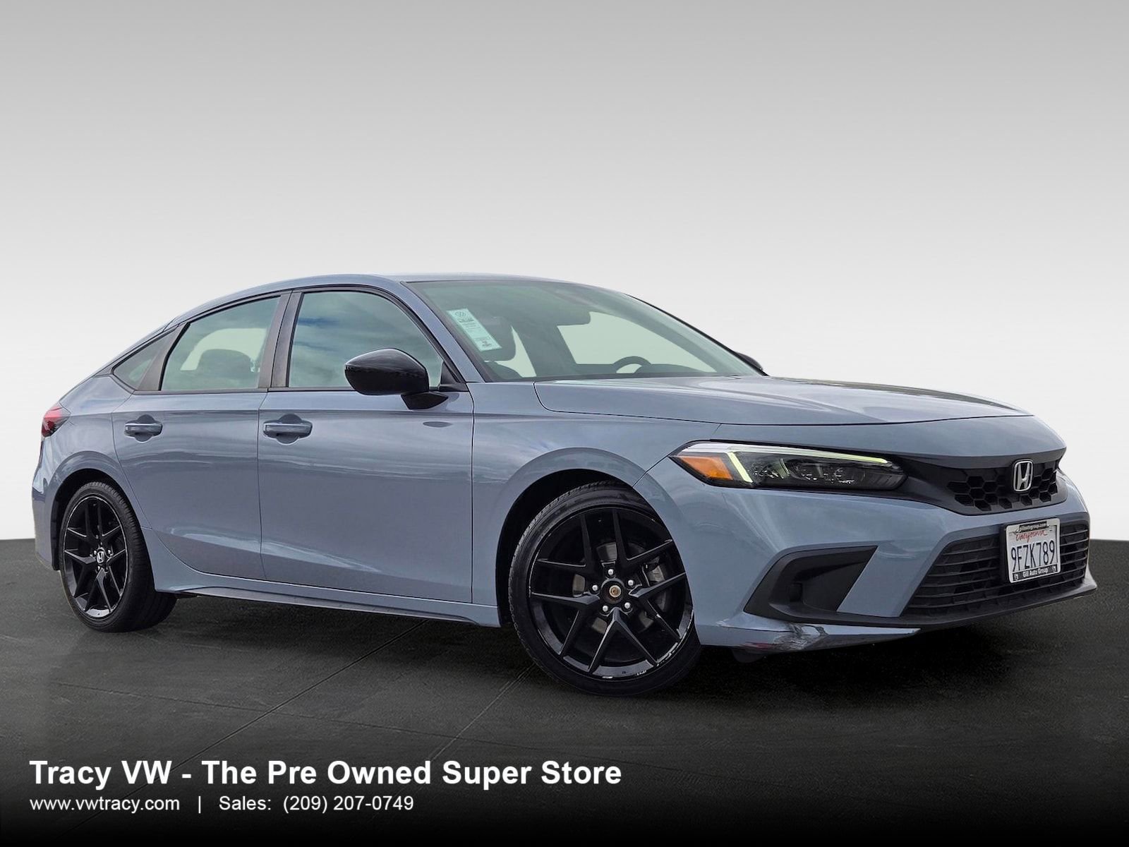 Used 2023 Honda Civic Sport image 1