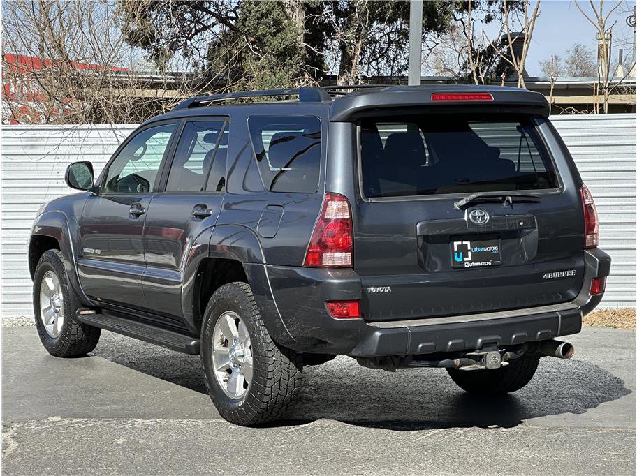 Used 2005 Toyota 4Runner Limited image 12