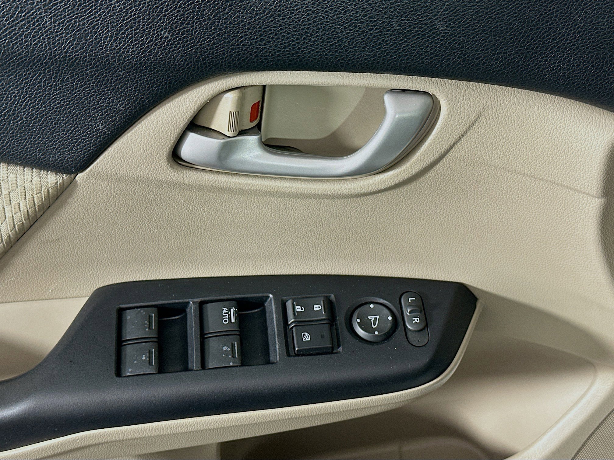 Used 2014 Honda Civic LX image 15