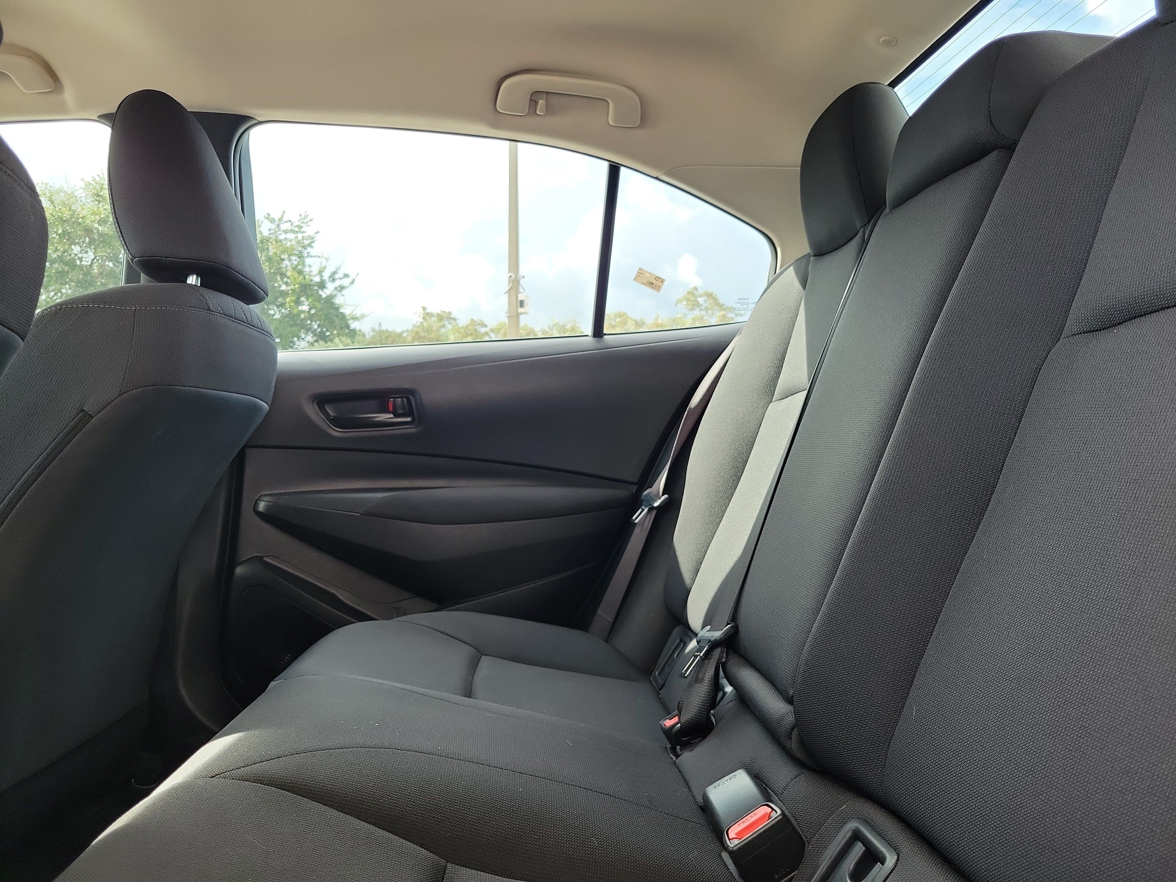 Used 2023 Toyota Corolla LE FWD image 12