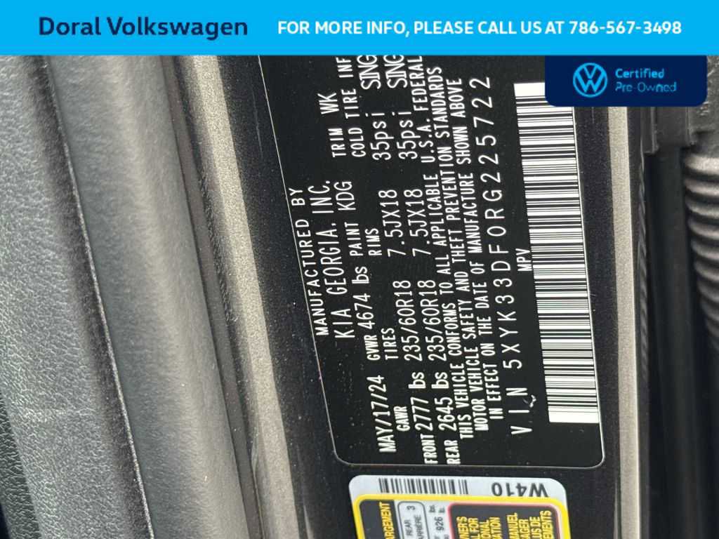 Used 2024 Kia Sportage EX image 29