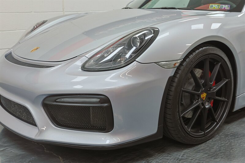 Used 2016 Porsche Boxster Spyder RWD image 38