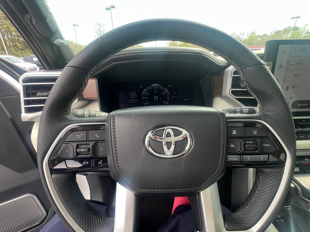 Used 2023 Toyota Sequoia Capstone image 7