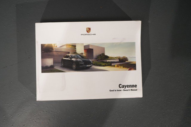 Used 2018 Porsche Cayenne Platinum Edition AWD/4WD image 65