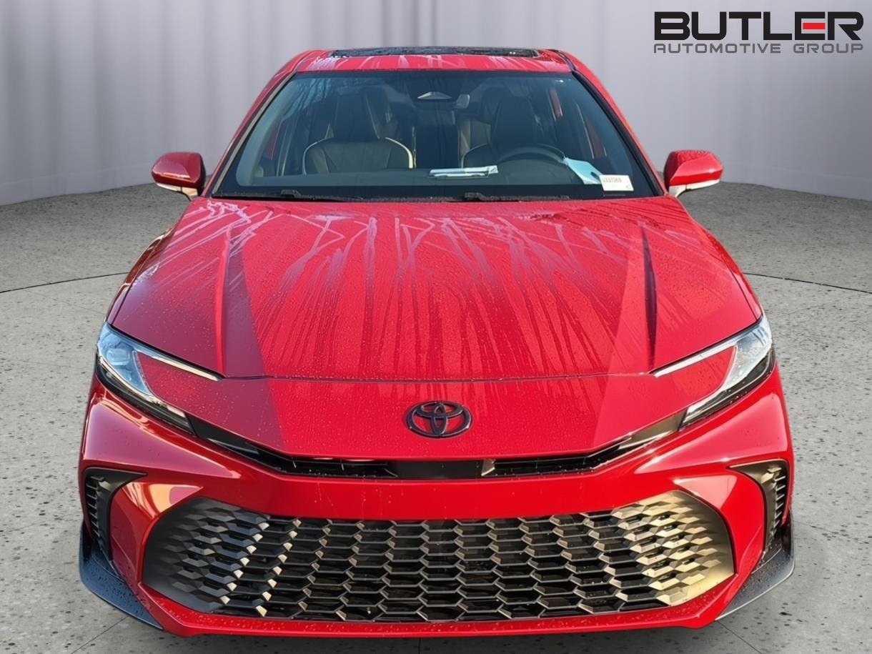 New 2026 Toyota Camry SE FWD image 9