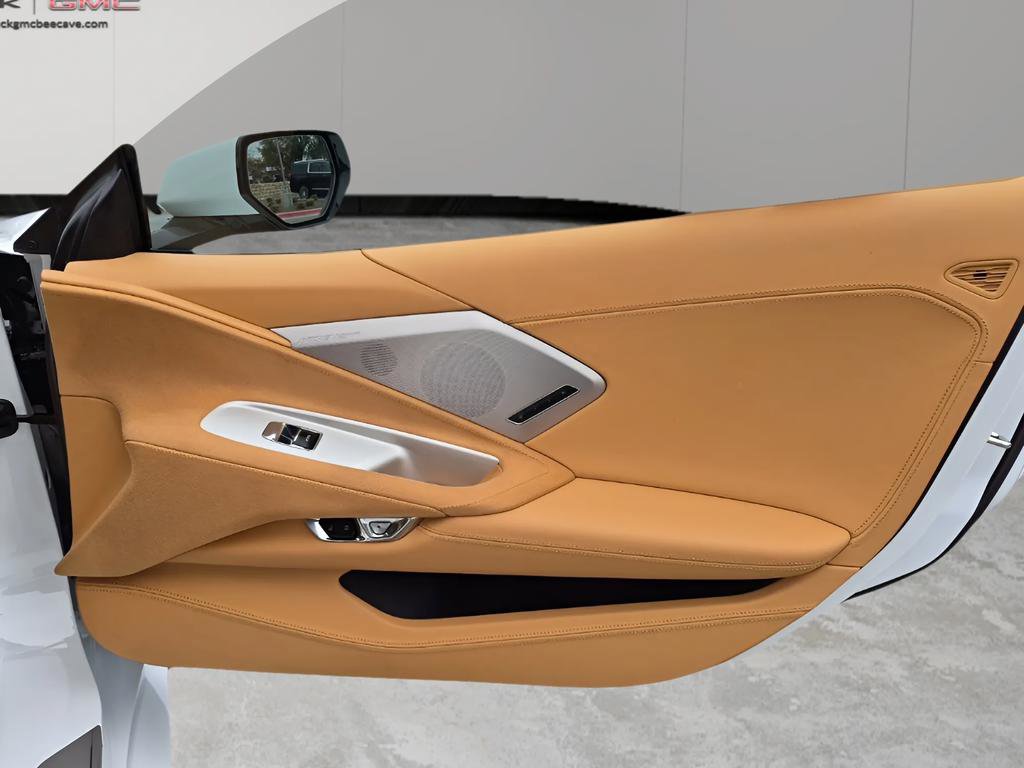 Used 2022 Chevrolet Corvette Stingray Premium Cpe w/ Engine Appearance Package image 13