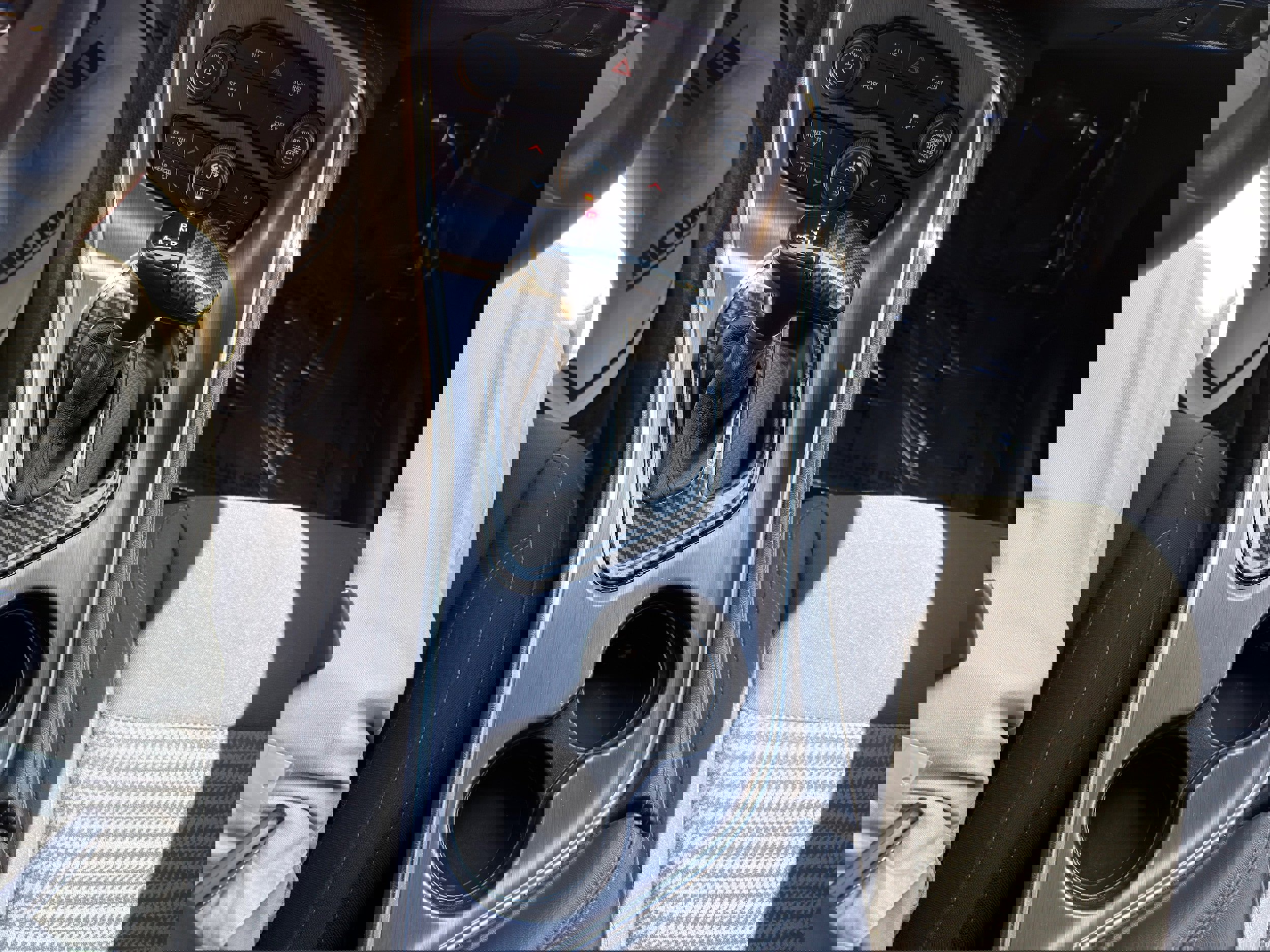 Used 2018 Dodge Challenger SXT w/ Blacktop Package image 29