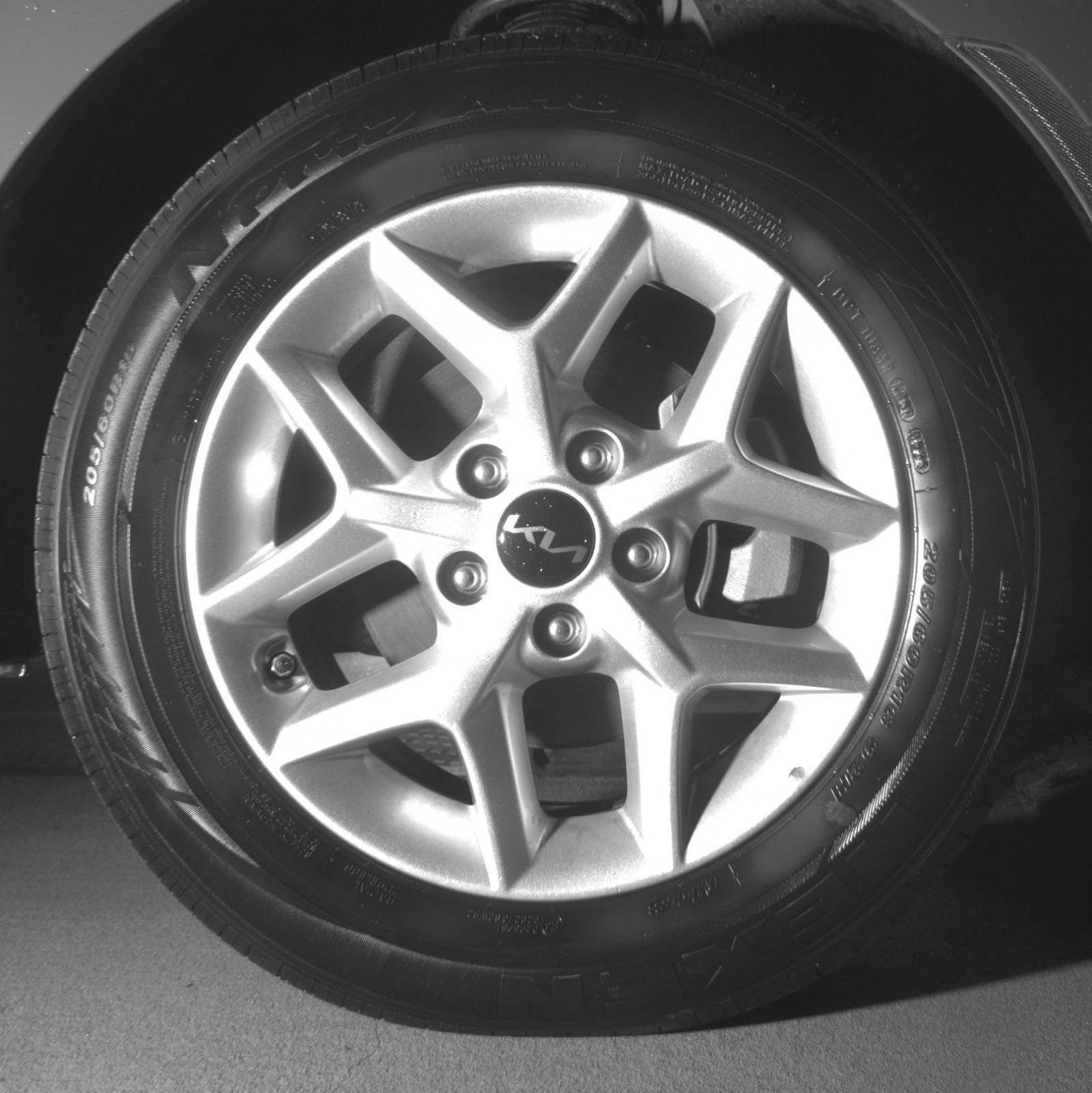 Used 2025 Kia Soul LX w/ LX Technology Package FWD image 16