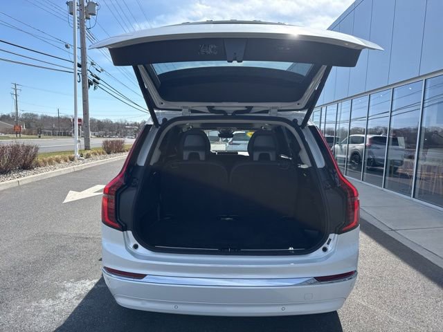 Certified 2025 Volvo XC90 B5 Plus image 11