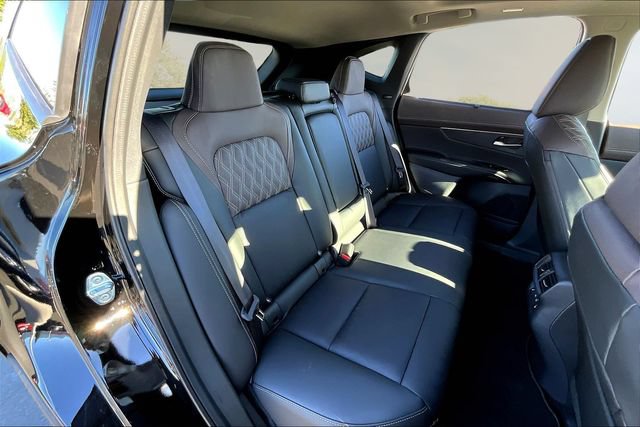 New 2026 Nissan Murano Platinum w/ Cargo Package AWD/4WD image 9