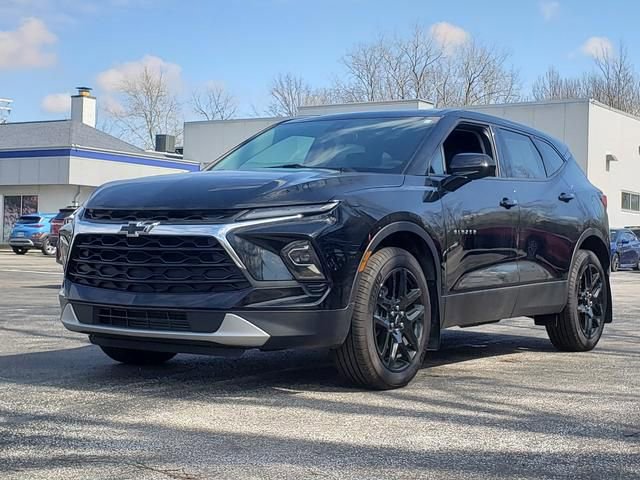 Used 2024 Chevrolet Blazer LT image 8