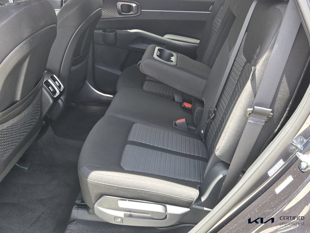 Certified 2026 Kia Sorento LX FWD image 11