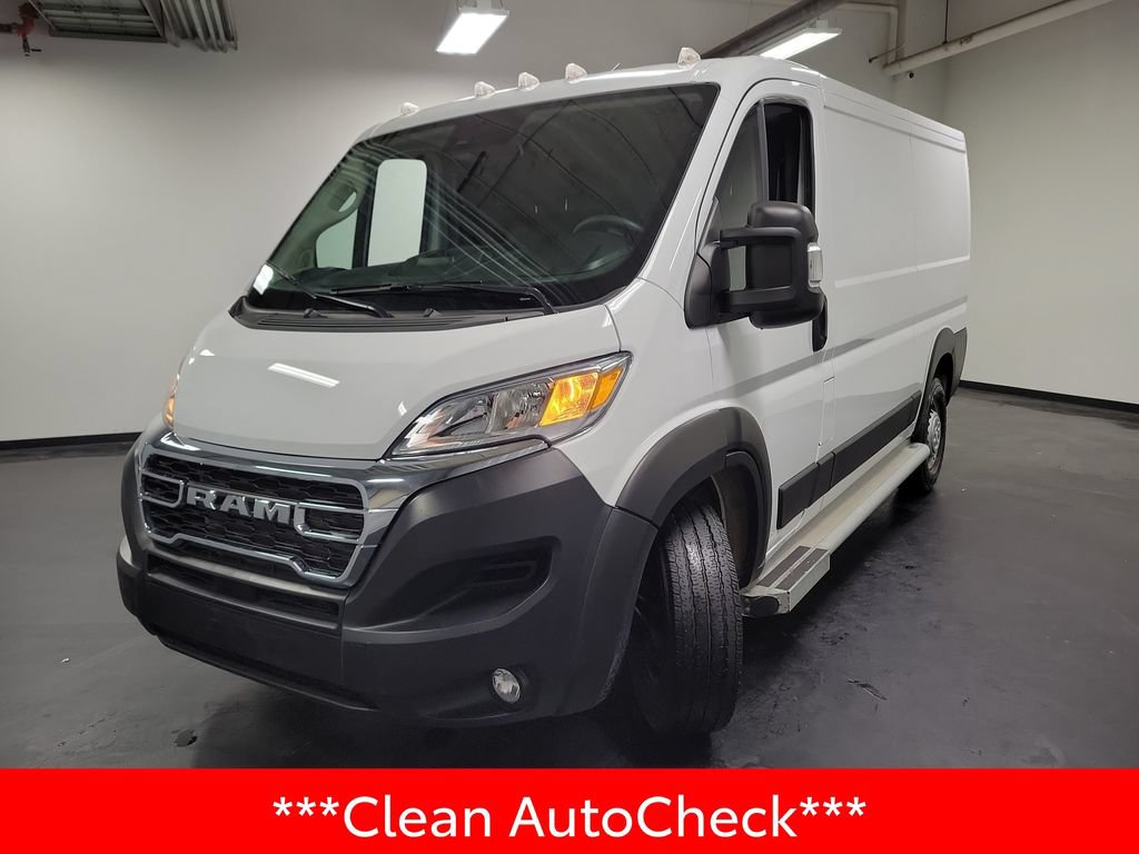 Used 2025 RAM ProMaster 2500 w/ U-Haul Equipment Group FWD image 4