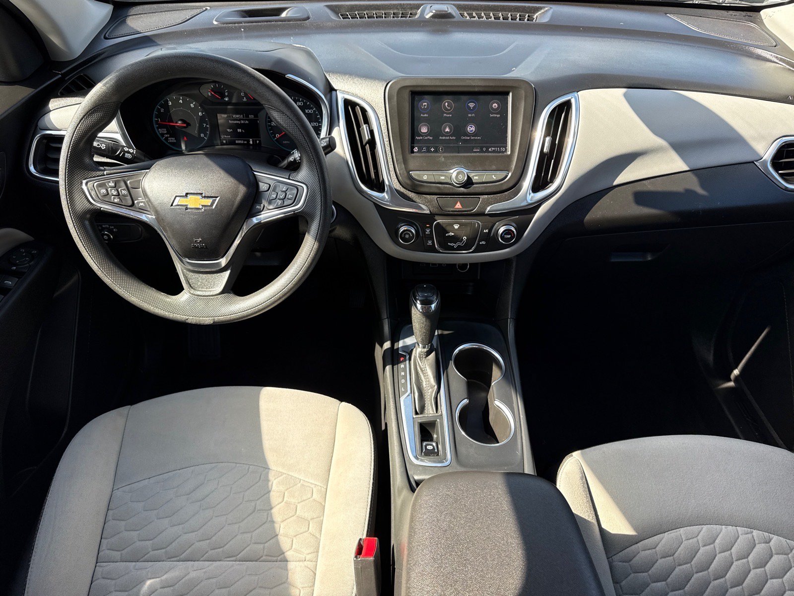 Used 2020 Chevrolet Equinox LS w/ LS Convenience Package FWD image 18