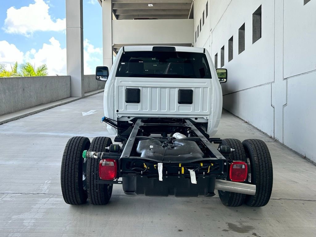 New 2024 RAM 3500 Tradesman image 4