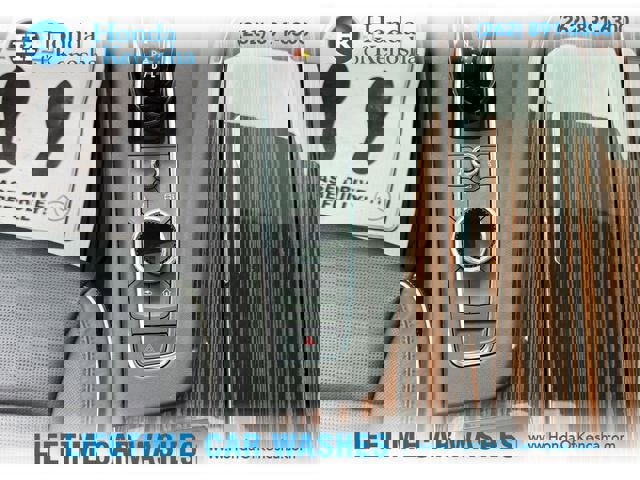 Used 2023 Cadillac Escalade Premium Luxury image 18