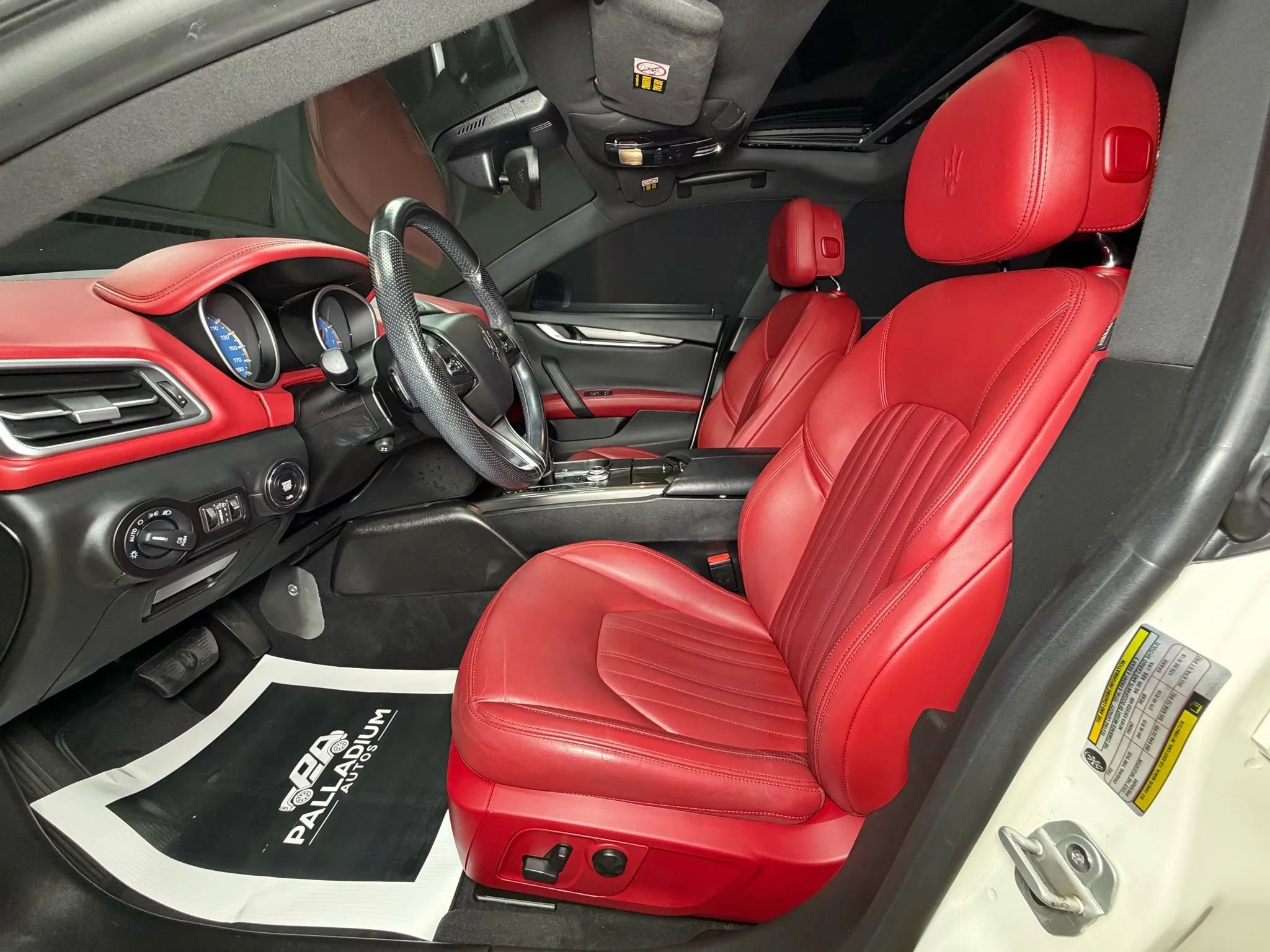 Used 2018 Maserati Ghibli S image 50