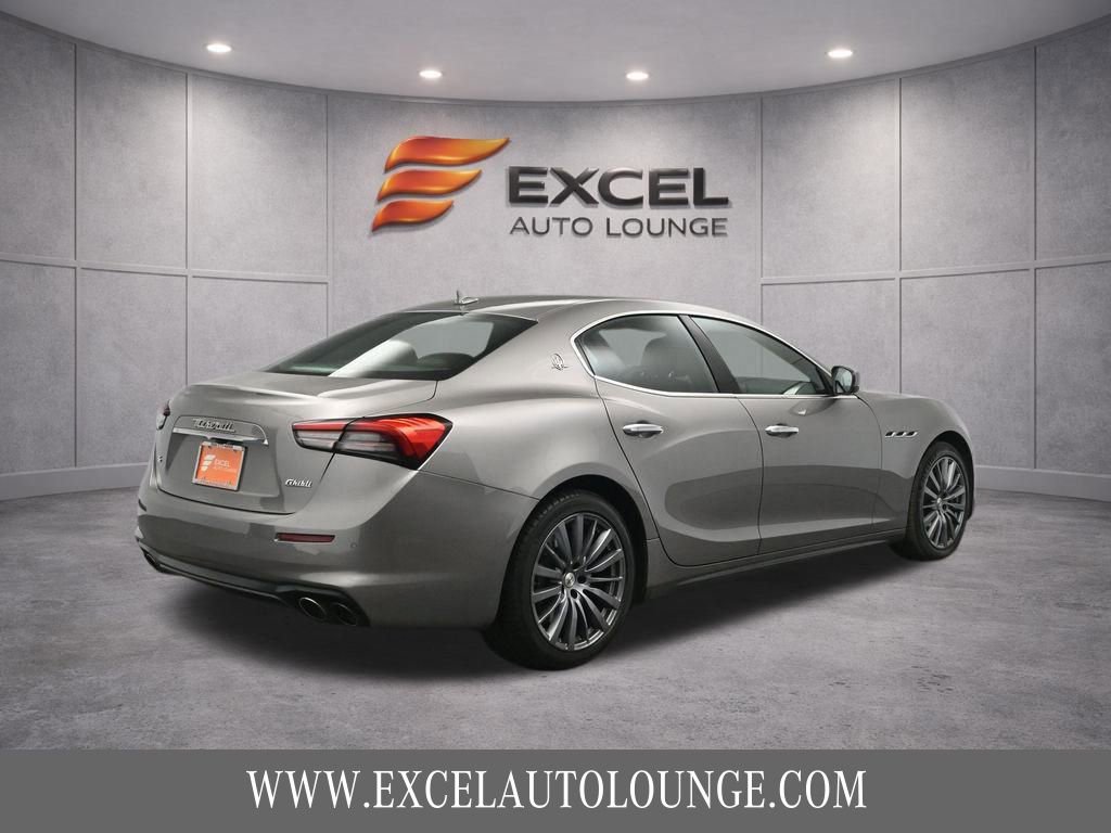 Used 2021 Maserati Ghibli S RWD image 9