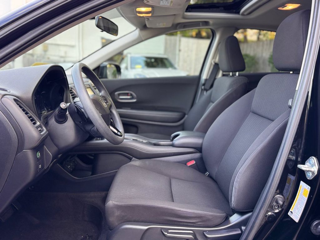 Used 2018 Honda HR-V EX image 18