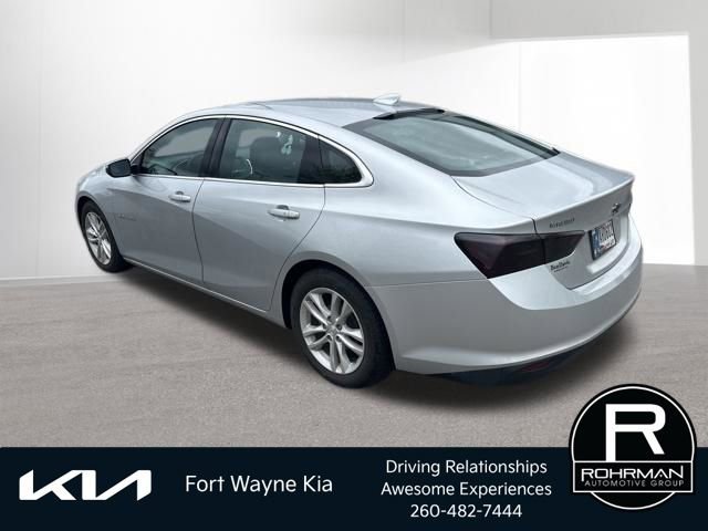 Used 2016 Chevrolet Malibu LT FWD image 3