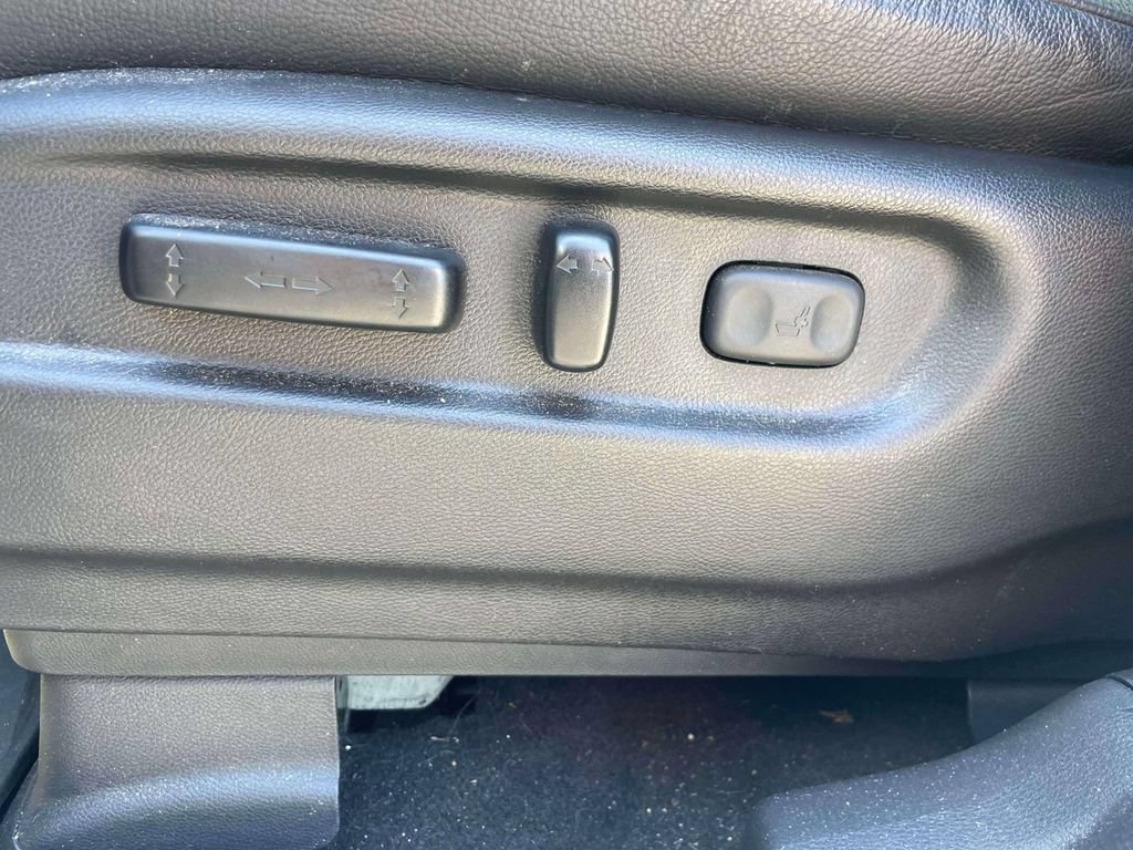 Certified 2025 Honda Passport Black Edition image 18