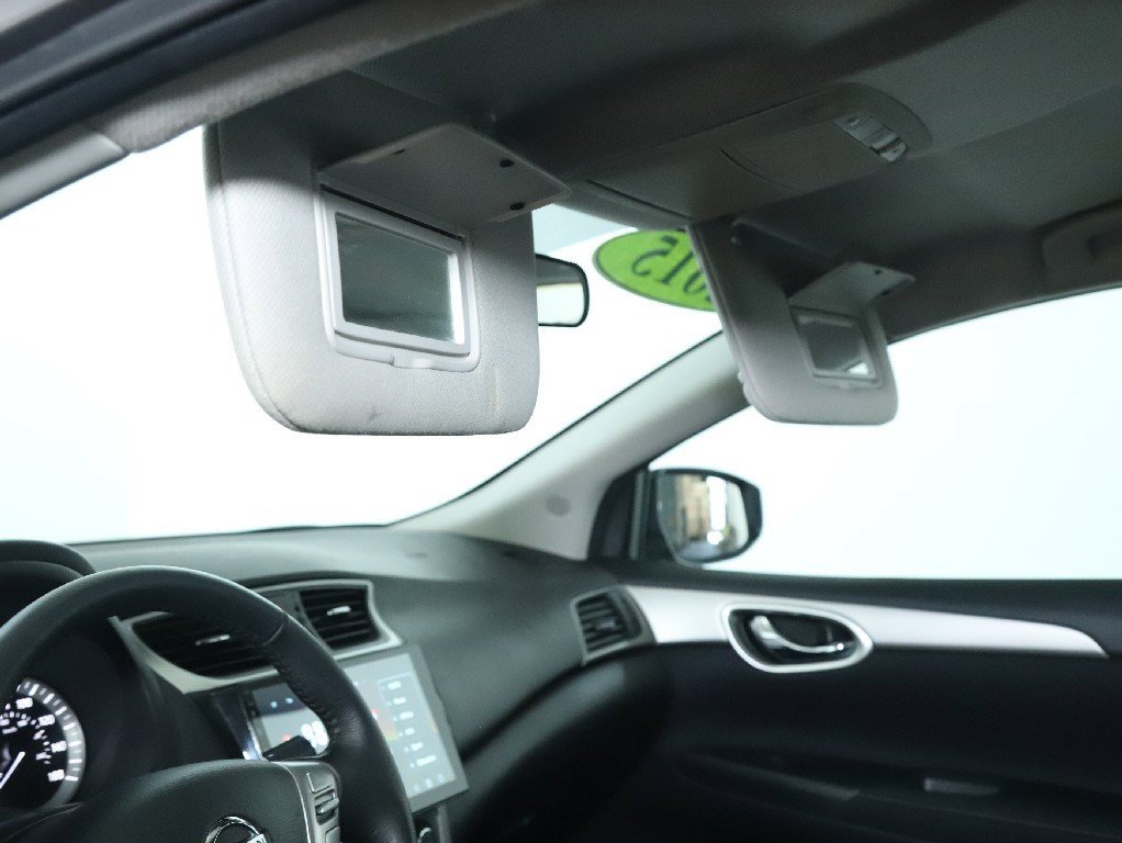 Used 2015 Nissan Sentra SV image 19