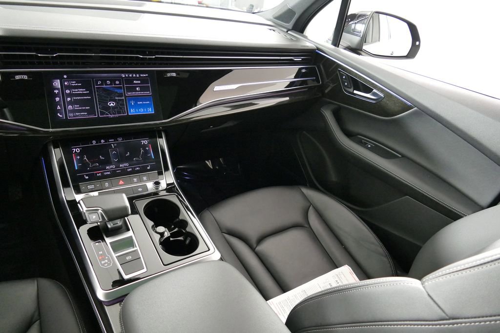 Used 2025 Audi Q7 3.0T Premium Plus AWD/4WD image 8