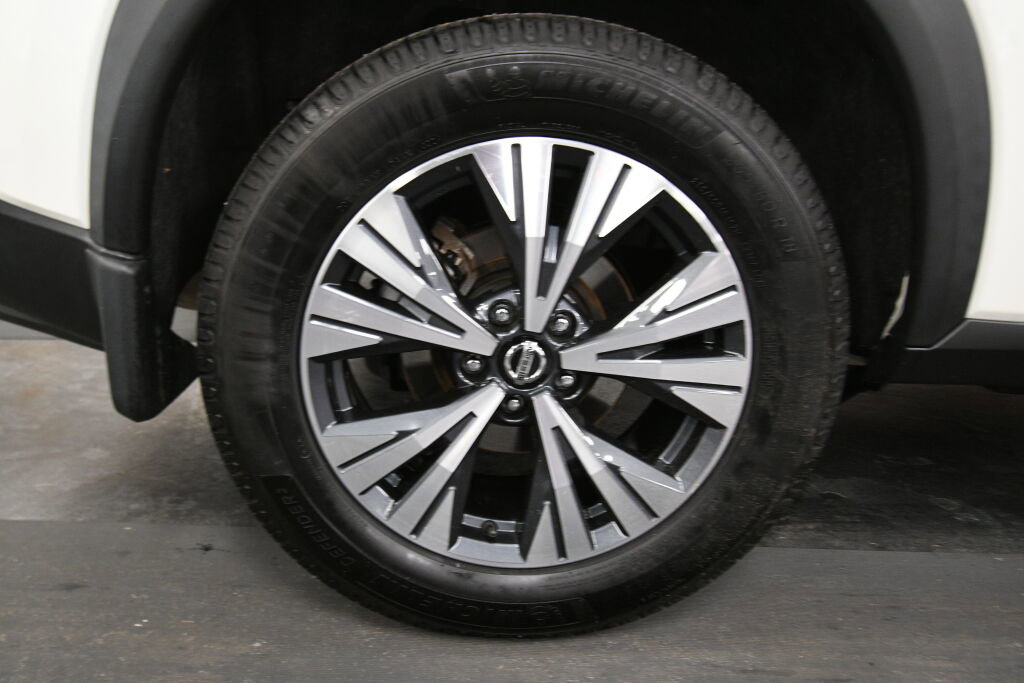 Used 2021 Nissan Rogue SV image 30