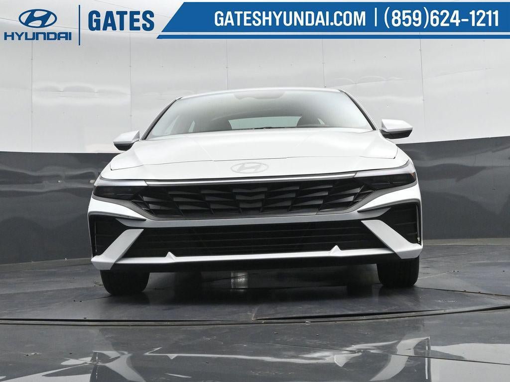 New 2026 Hyundai Elantra SE FWD image 36
