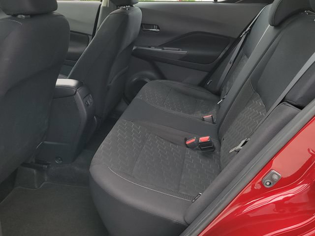 Used 2024 Nissan Kicks SV FWD image 11