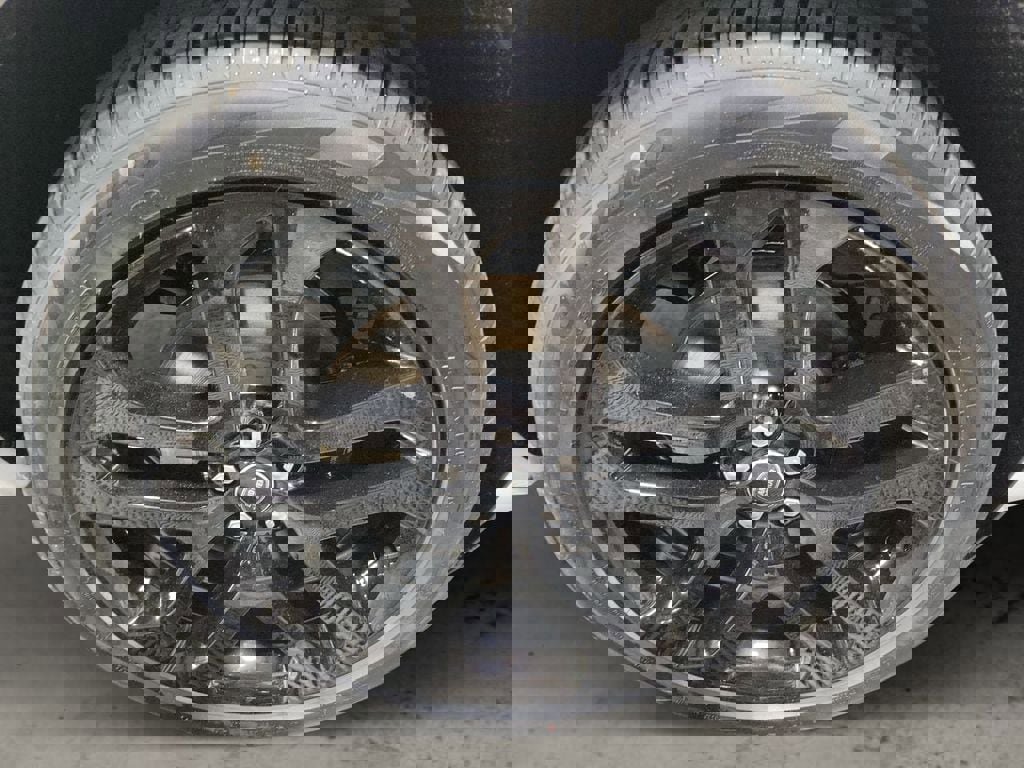 New 2025 Land Rover Discovery Sport S image 11