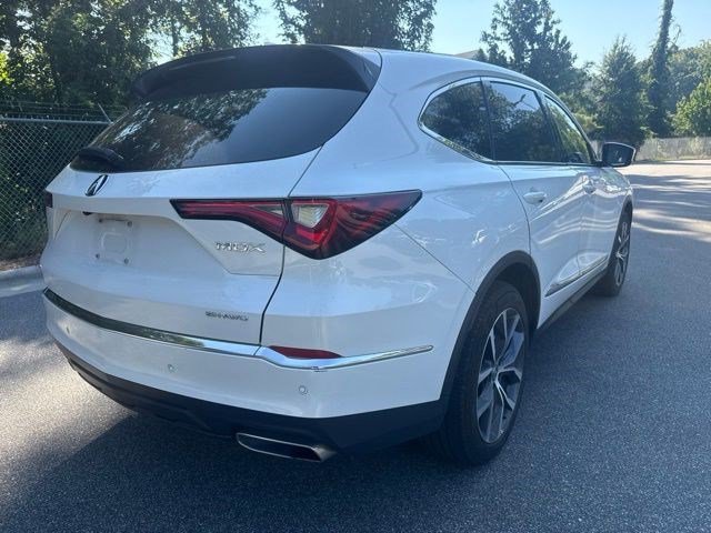 Used 2022 Acura MDX w/ Technology Package AWD/4WD image 13