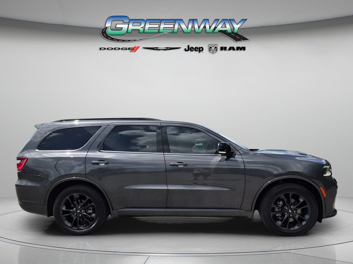 Used 2023 Dodge Durango GT RWD image 4