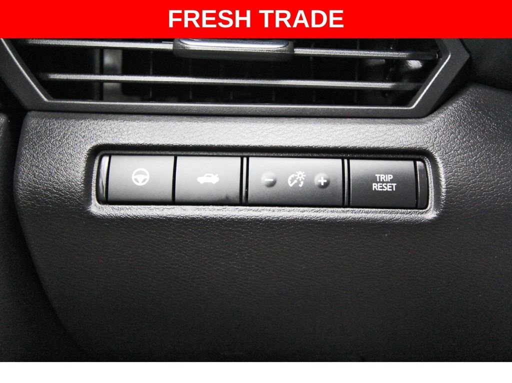 Used 2023 Nissan Altima 2.5 SV w/ SV Premium Package image 19